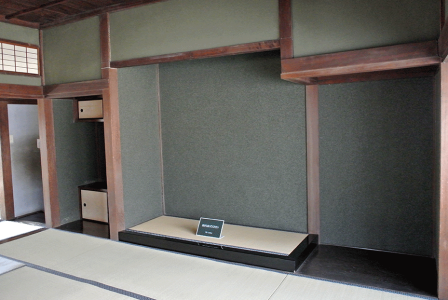 Nice Japanese alcove. Flower arrangement and hanging scrolls are often displayed on alcove.